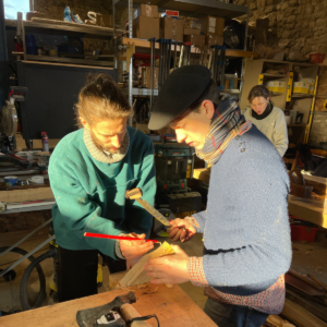 travail du bois à l'ancienne étudiants tramayes boisselerie jason ribes 2026